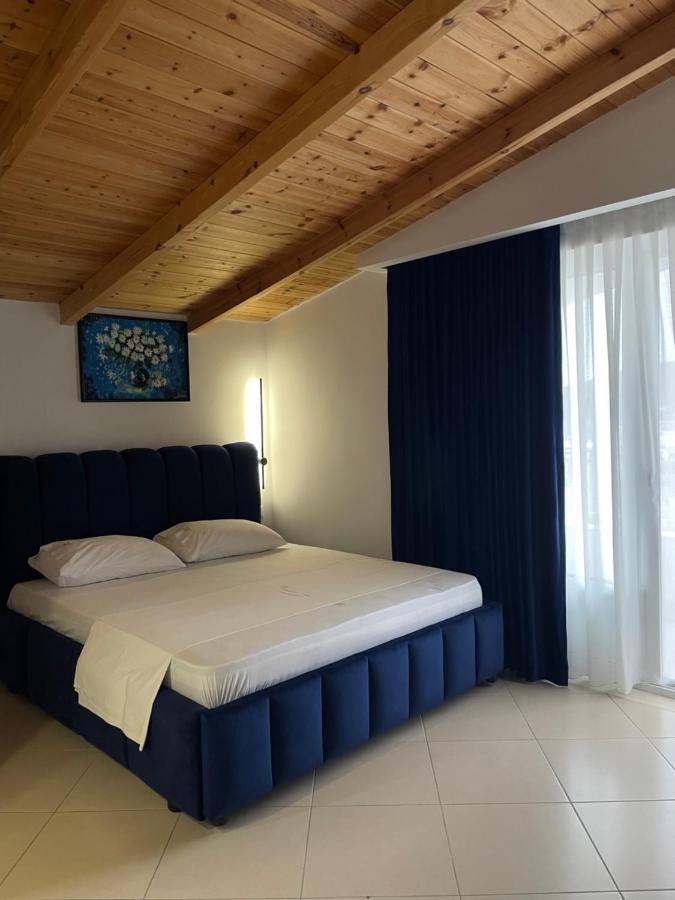 Qeparo Napolon Complex Hotel Eksteriør billede