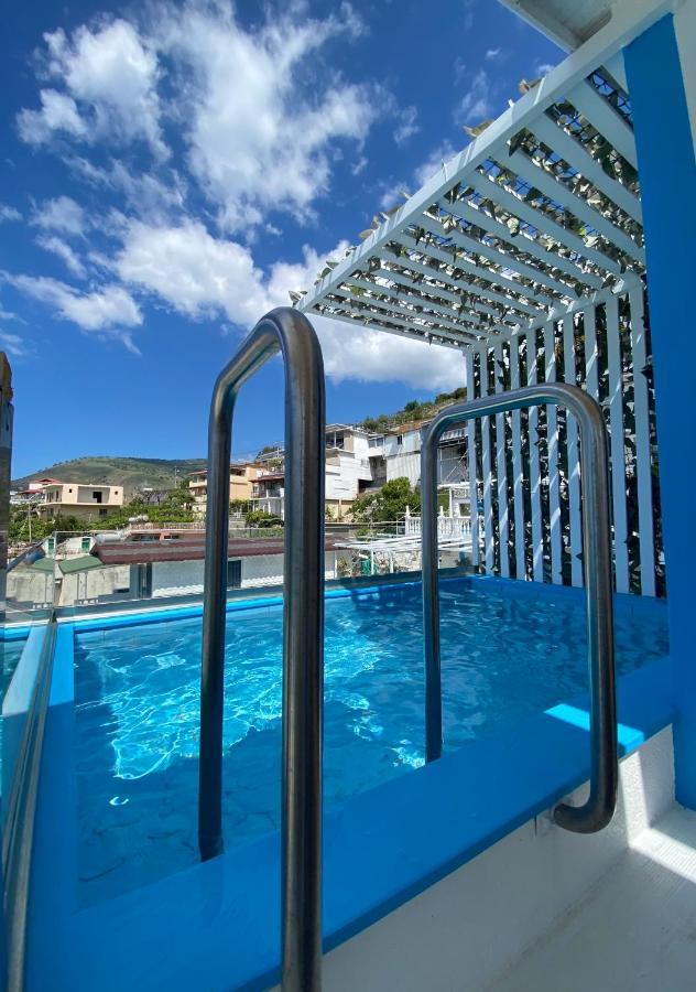 Qeparo Napolon Complex Hotel Eksteriør billede