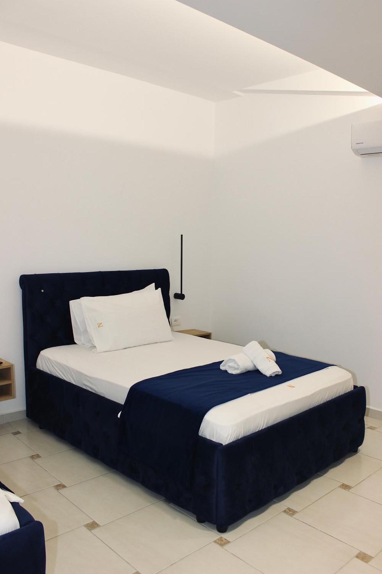 Qeparo Napolon Complex Hotel Eksteriør billede